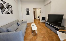 Athena Elegant Apartment